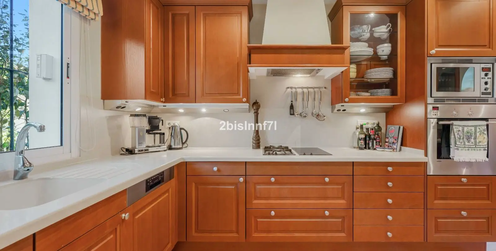 Venta de villa independiente en Elviria 10