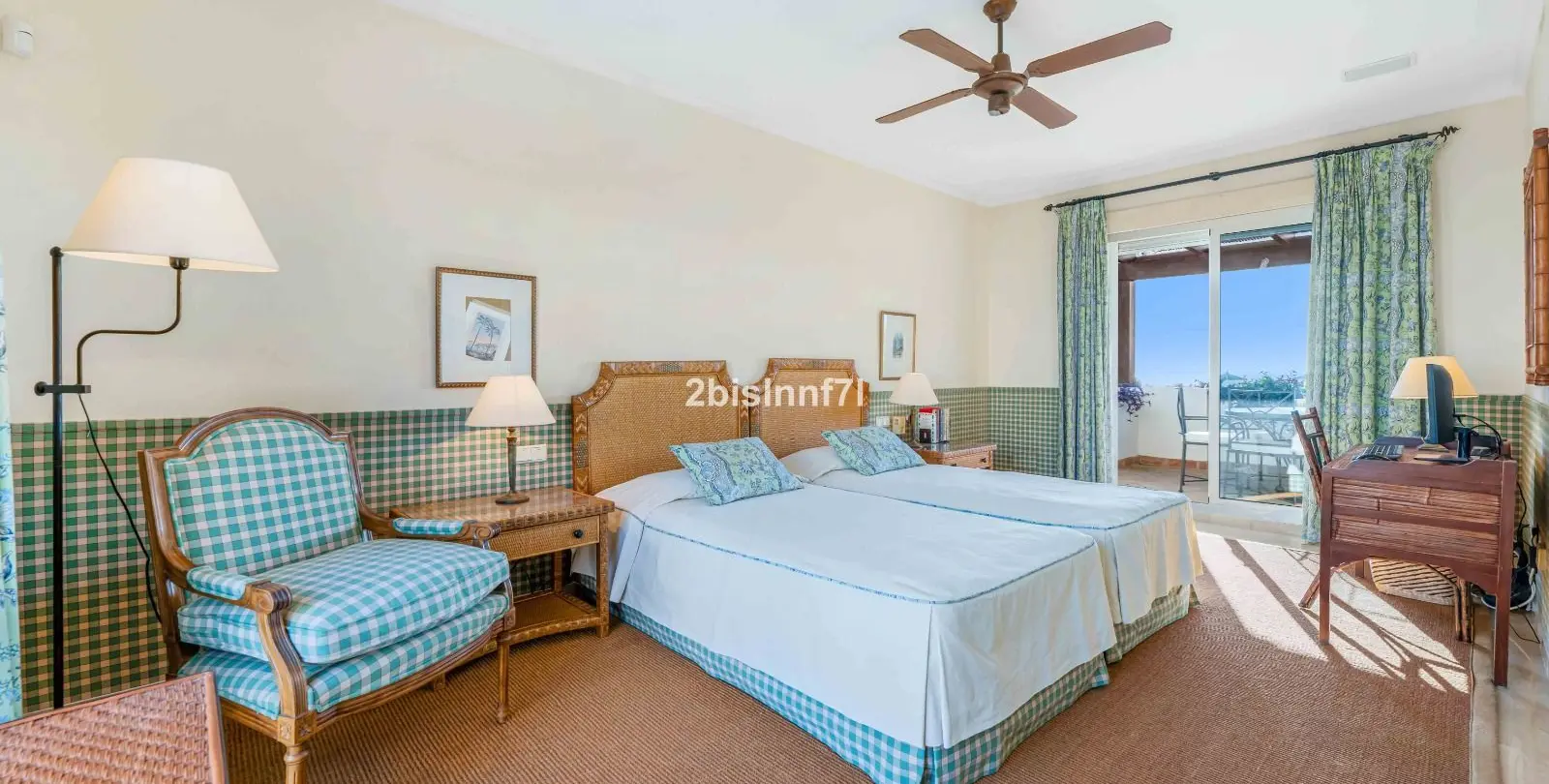 Venta de villa independiente en Elviria 20