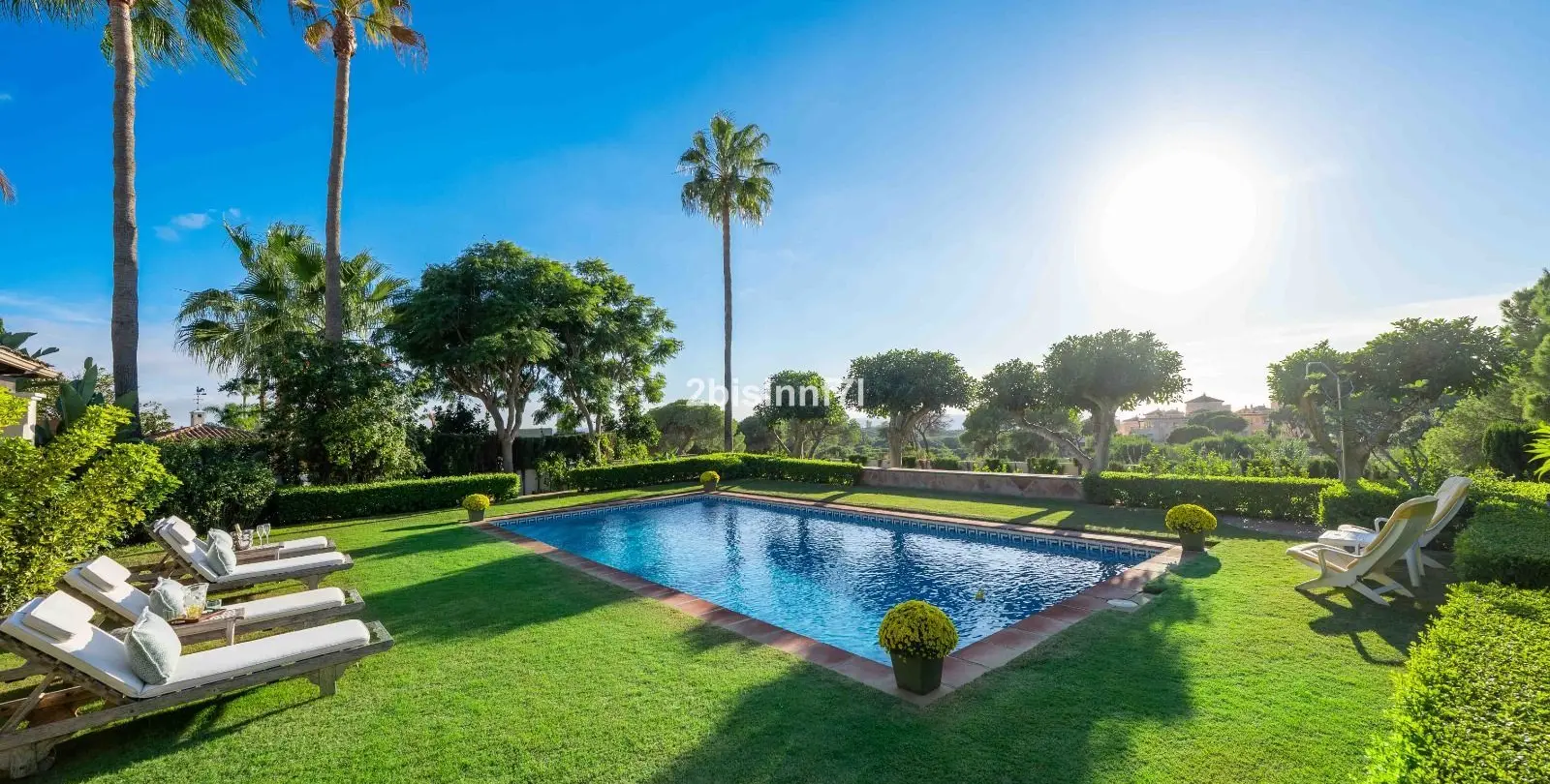 Venta de villa independiente en Elviria 37