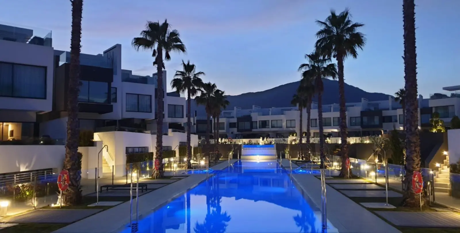 Long-term rent of townhouse in Estepona 32