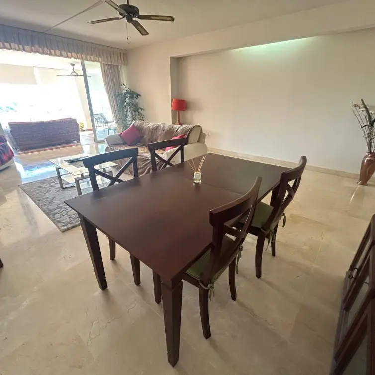 Venta de apartamento en planta baja en Riviera del Sol