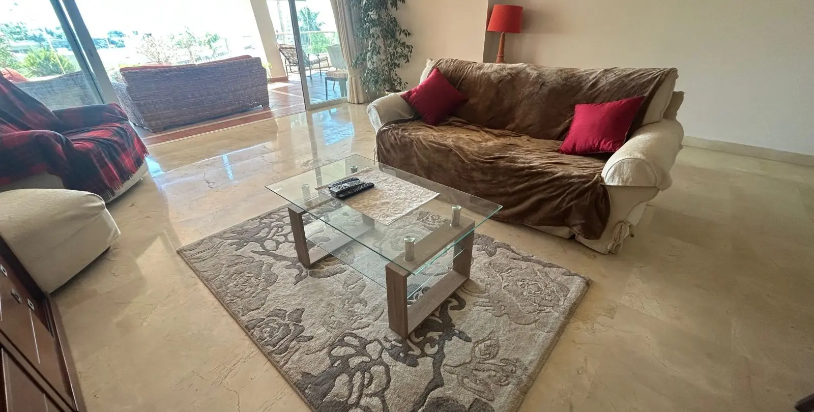 Продажа апартаментов на первом этаже в Riviera del Sol 5