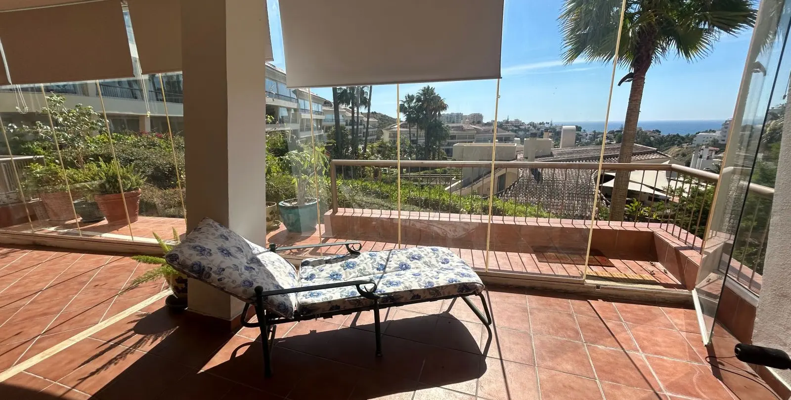 Продажа апартаментов на первом этаже в Riviera del Sol 13