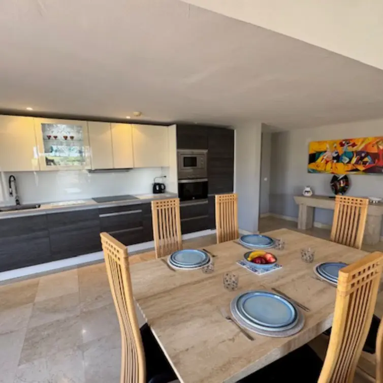 Sale of penthouse in Riviera del Sol