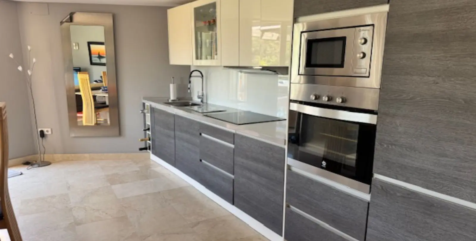 Sale of penthouse in Riviera del Sol 25