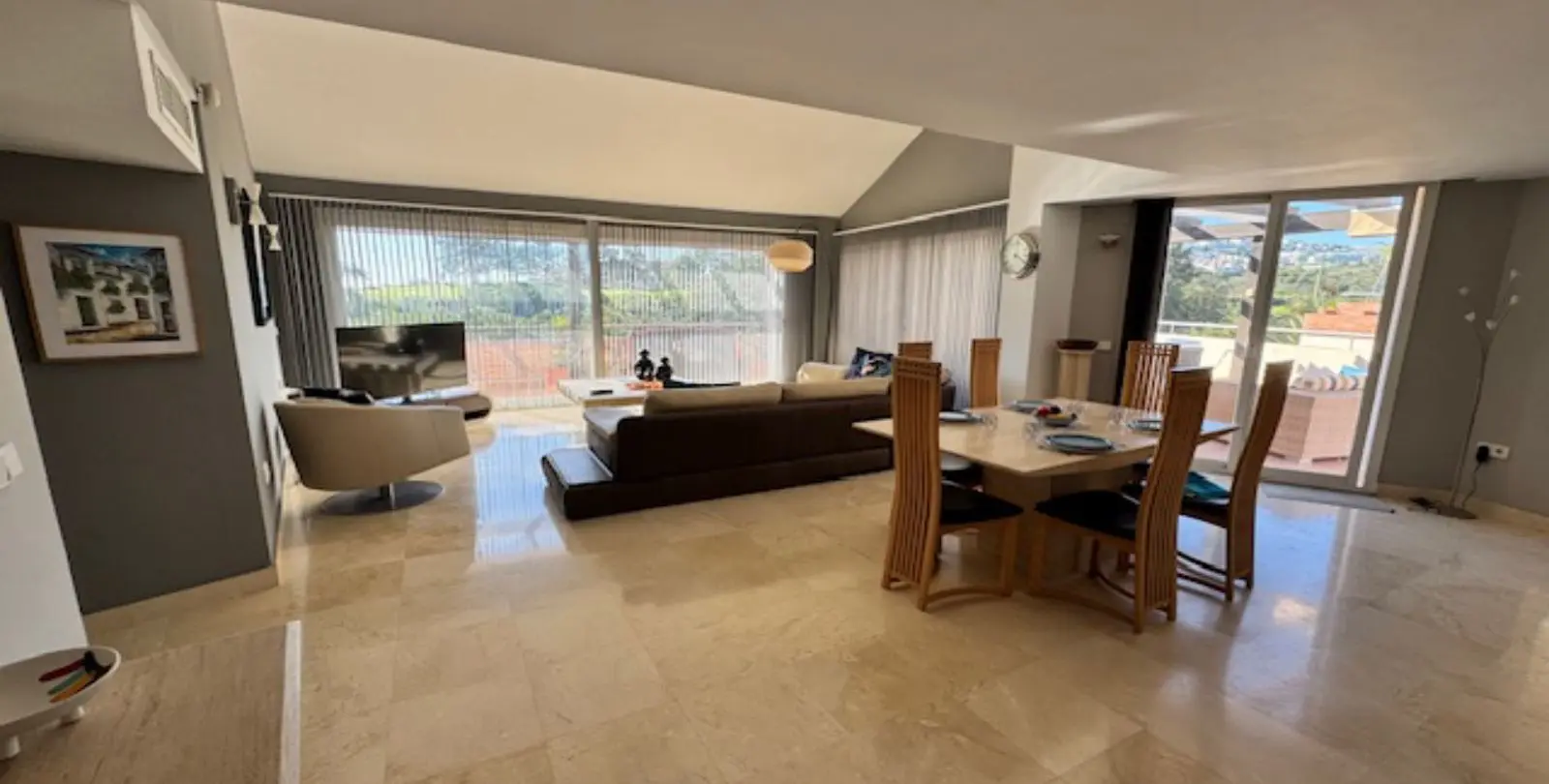 Sale of penthouse in Riviera del Sol 30
