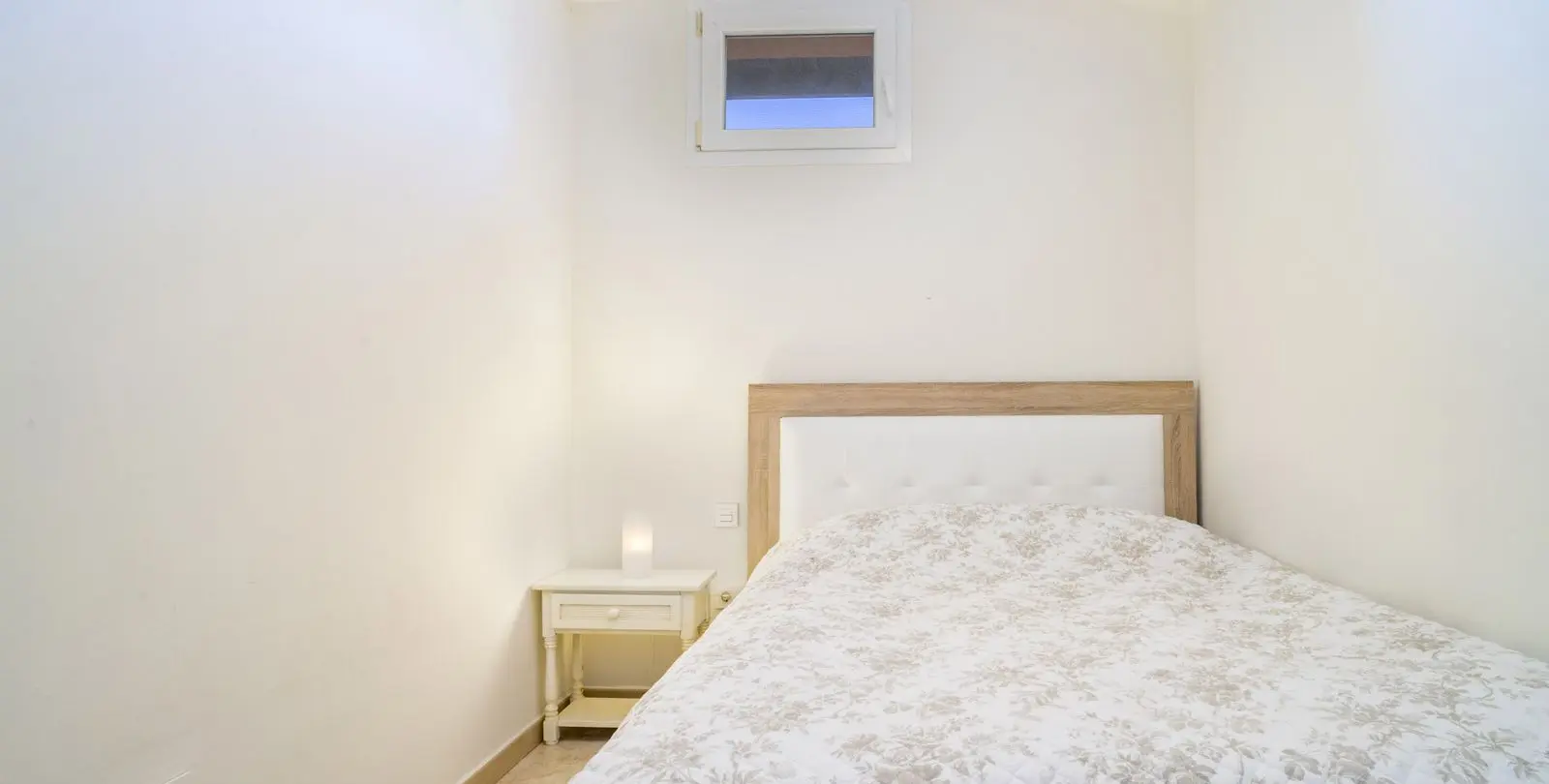 Sale of townhouse in Artola 36