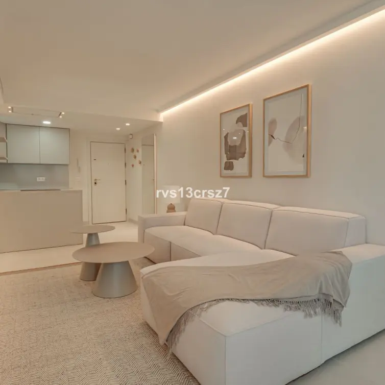 Venta de apartamento en planta media en Marbella