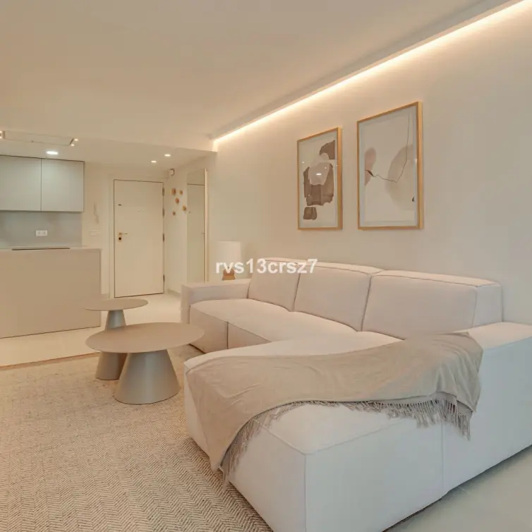 Venta de apartamento en planta media en Marbella