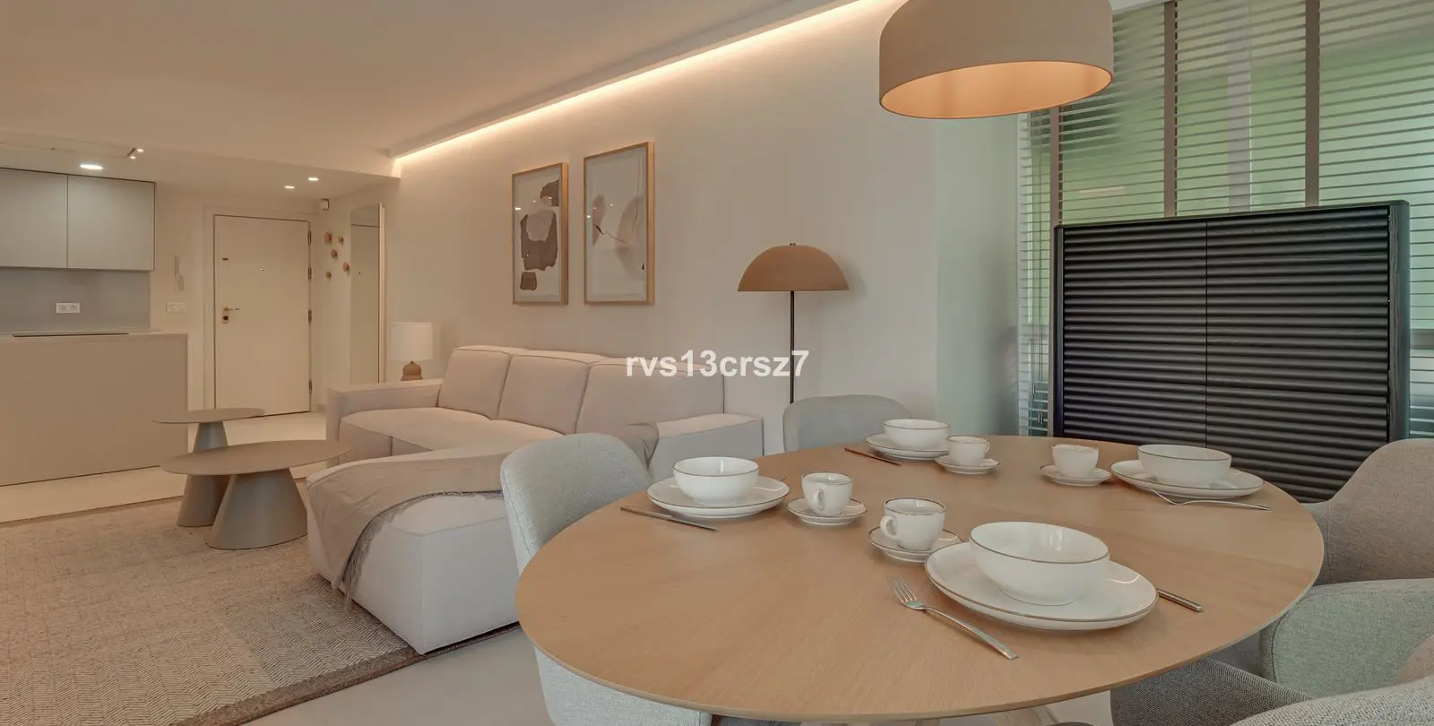 Venta de apartamento en planta media en Marbella 3