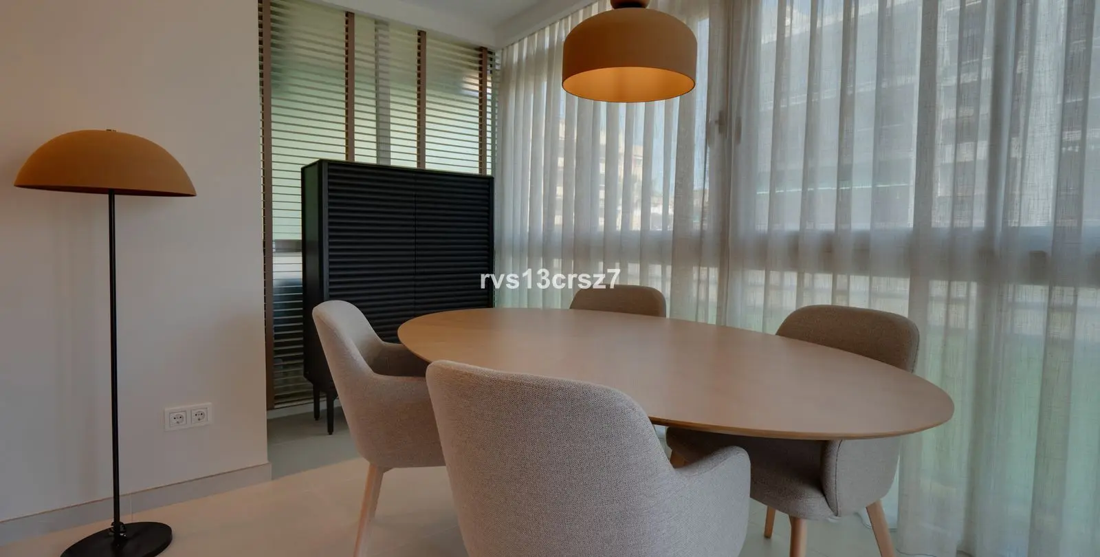 Venta de apartamento en planta media en Marbella 4