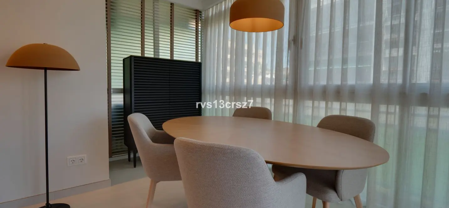 Venta de apartamento en planta media en Marbella 3