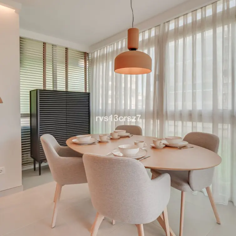 Venta de apartamento en planta media en Marbella