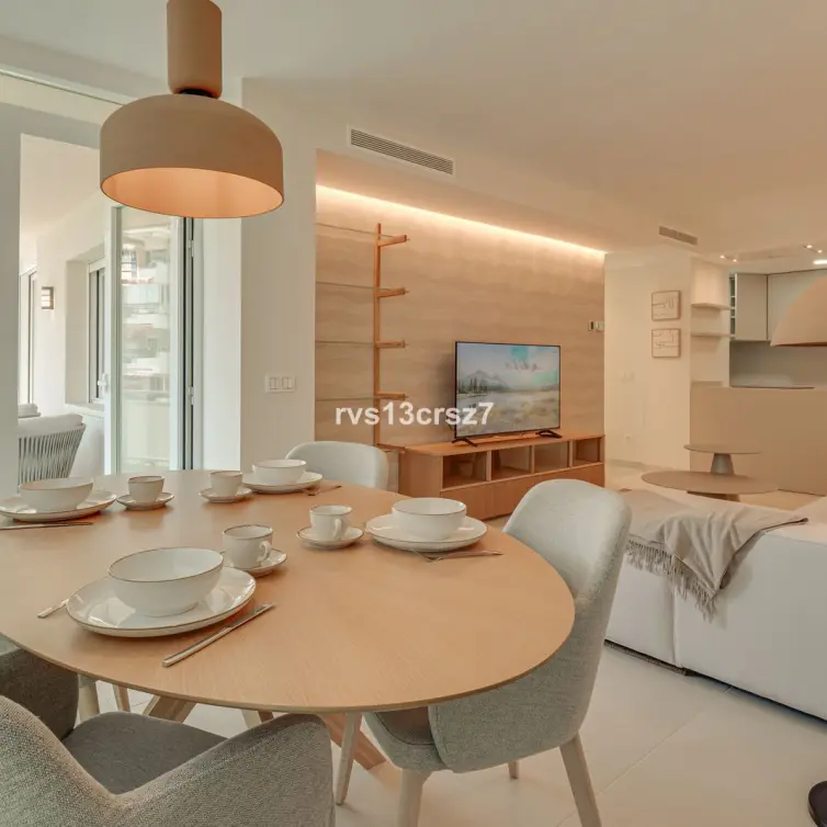 Venta de apartamento en planta media en Marbella