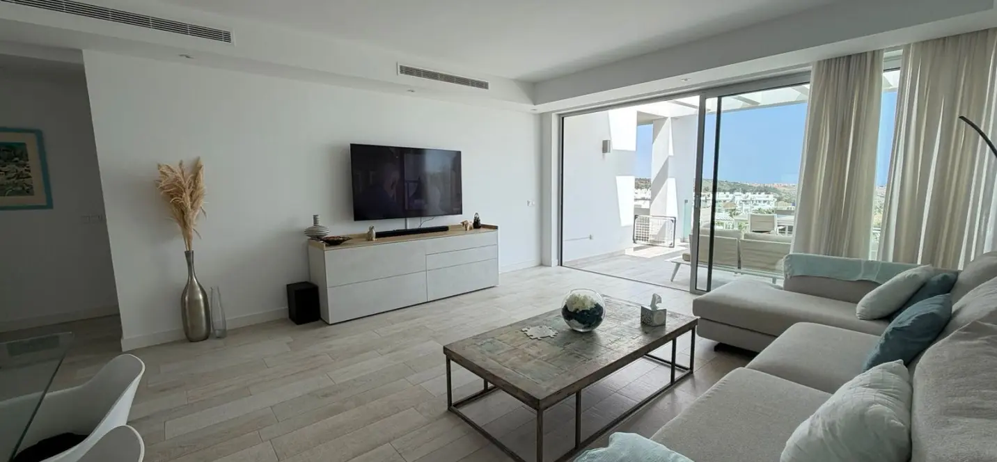 Venta de apartamento en planta media en Casares 4