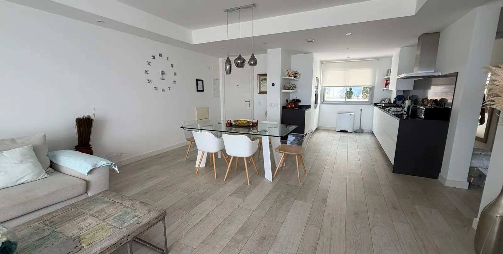 Venta de apartamento en planta media en Casares 6