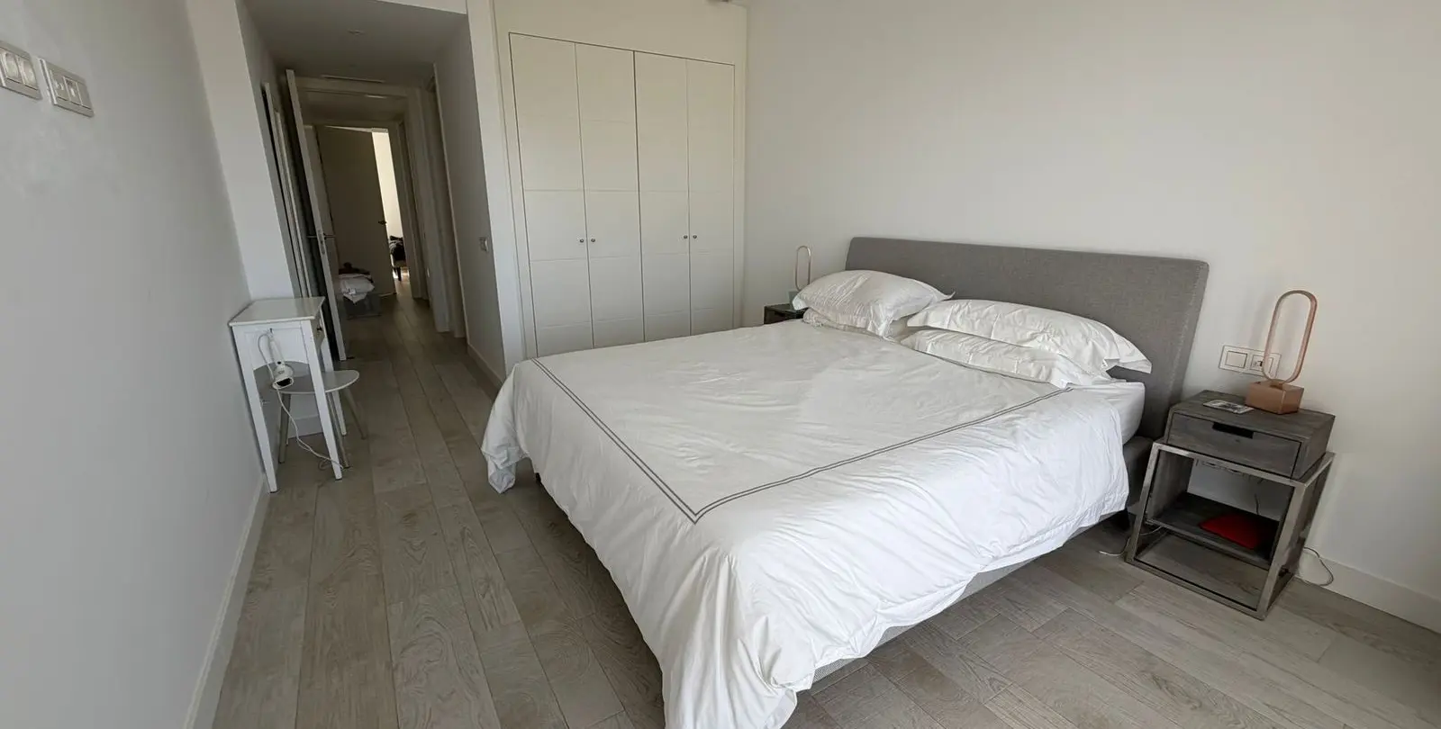 Venta de apartamento en planta media en Casares 11