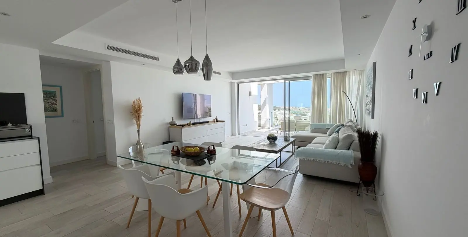 Venta de apartamento en planta media en Casares 21