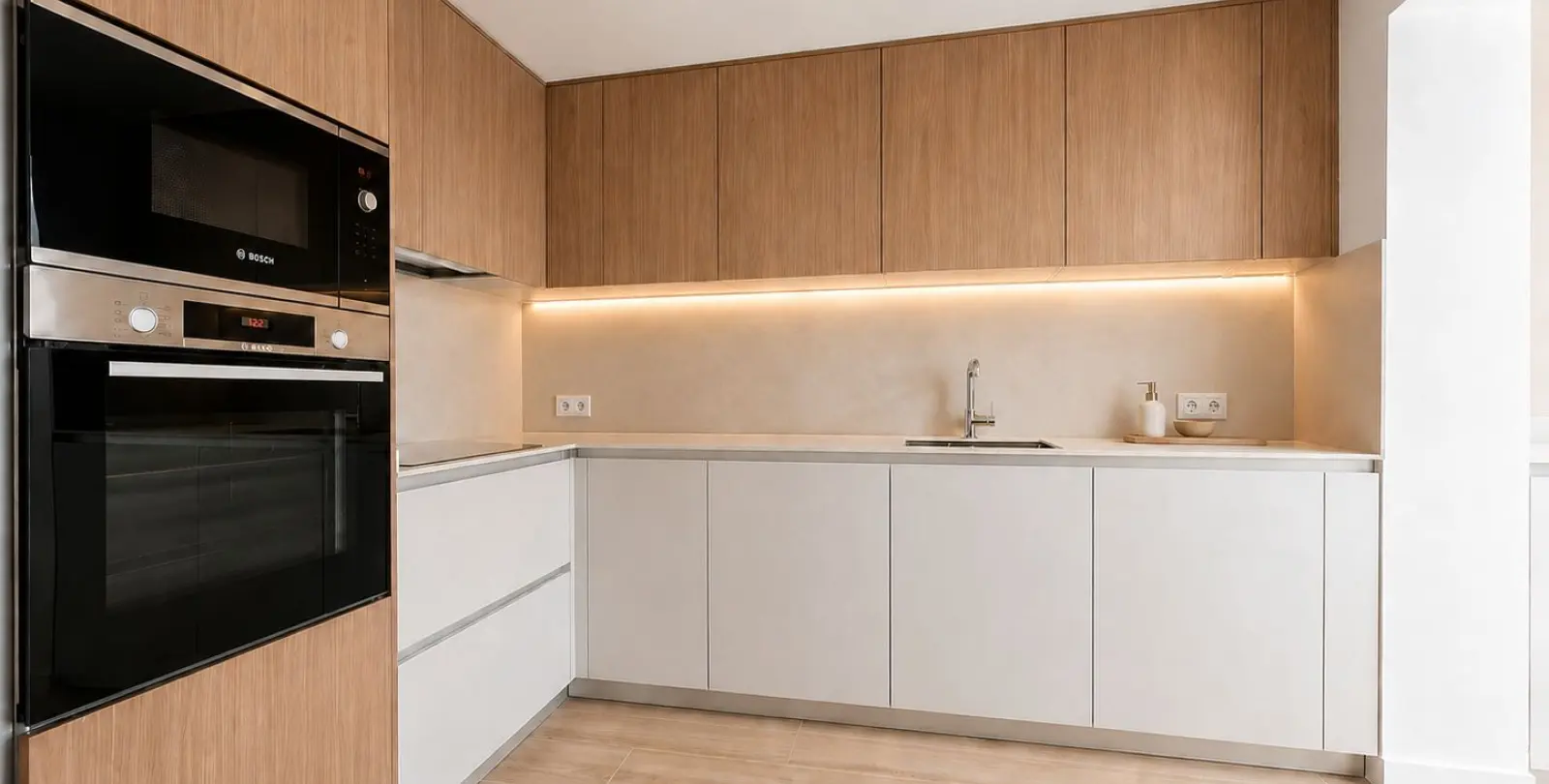 Продажа апартаментов на среднем этаже в Estepona 6