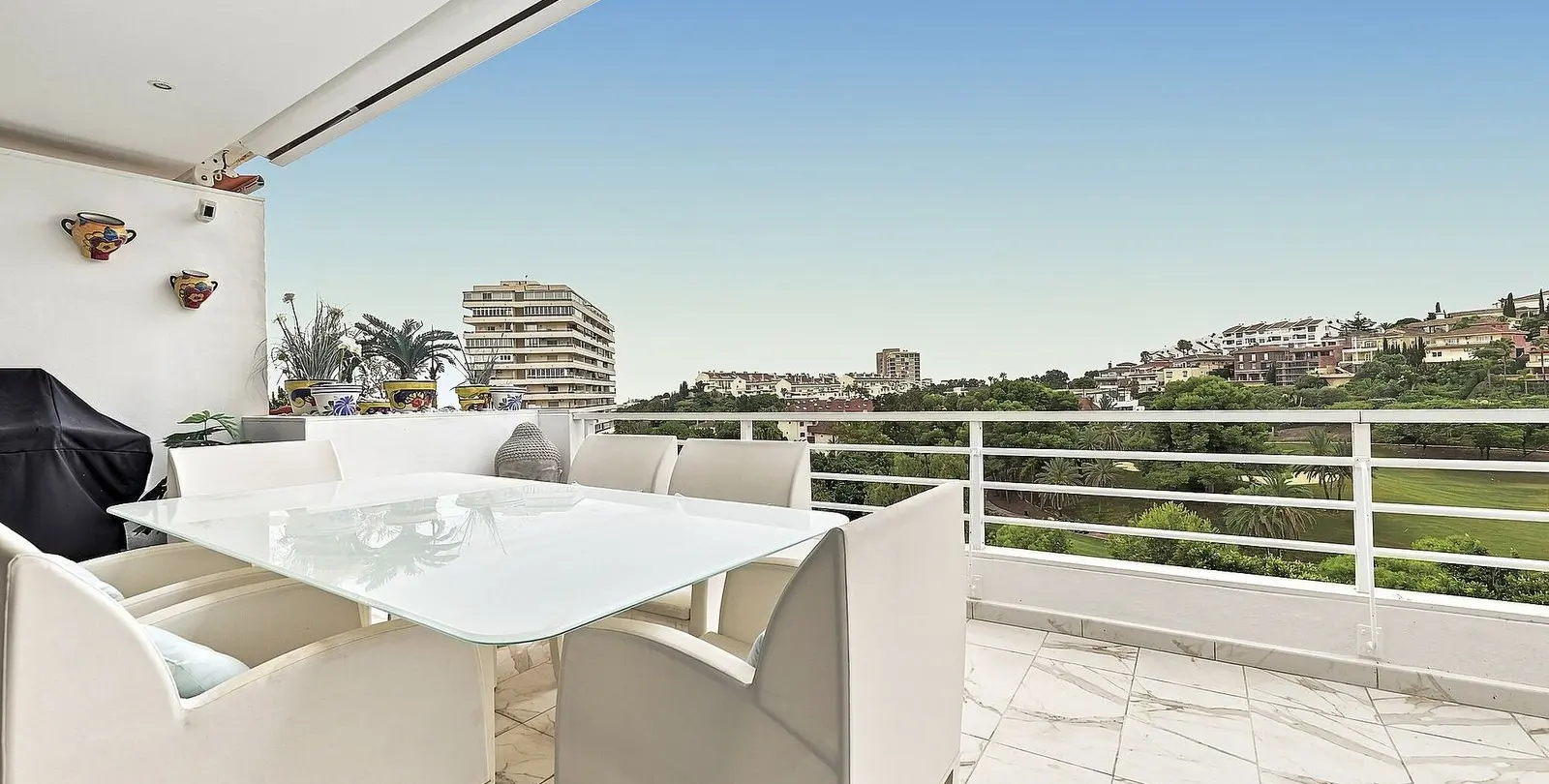 Sale of penthouse in Benalmadena Costa 2
