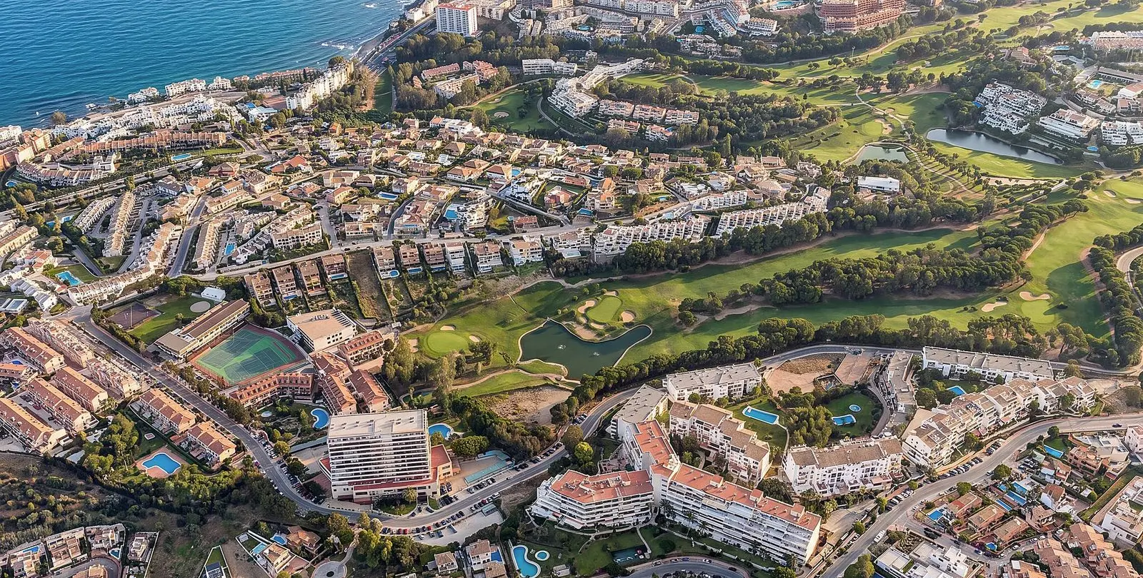 Sale of penthouse in Benalmadena Costa 31