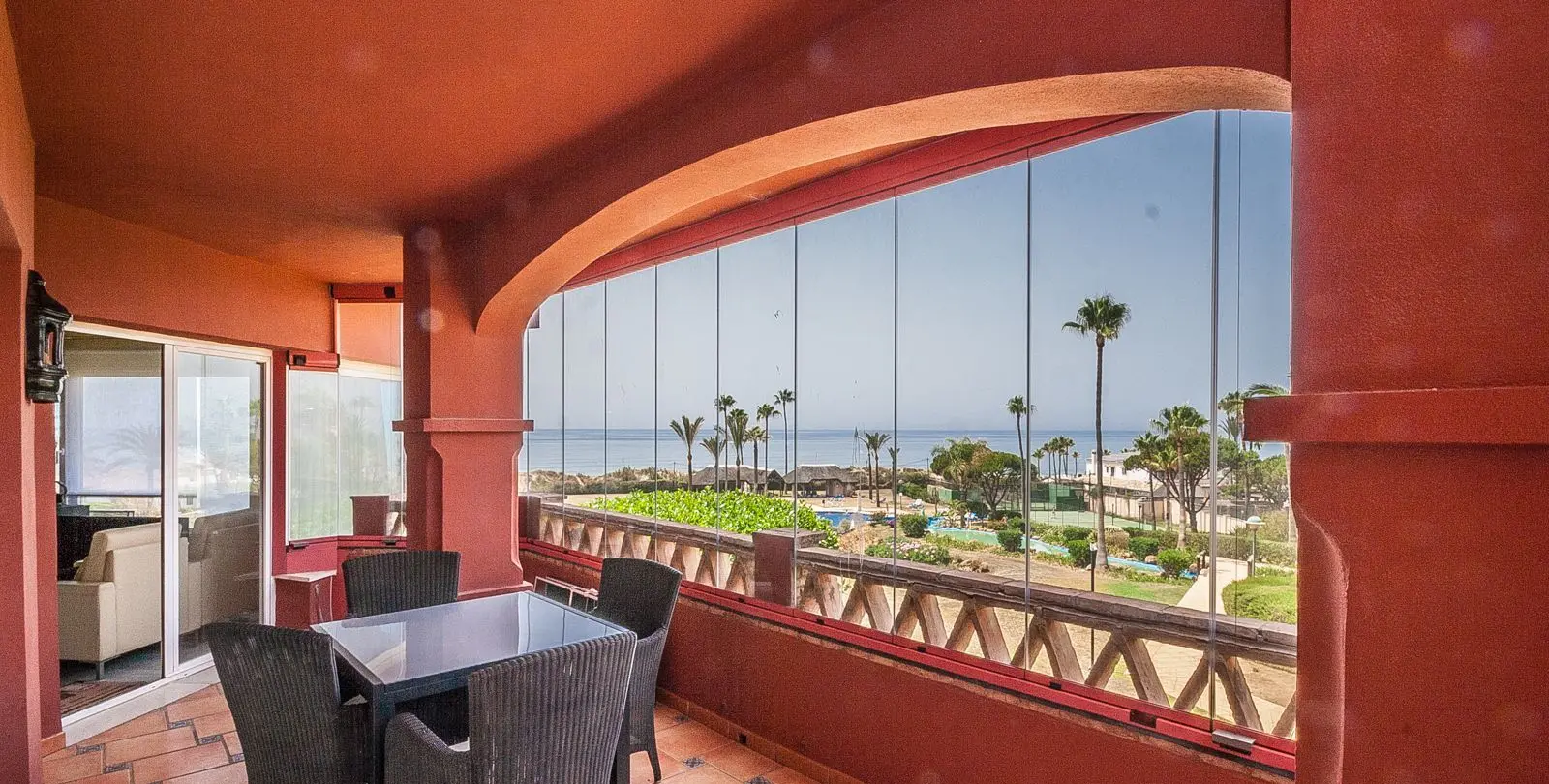 Venta de apartamento en planta media en Elviria 9