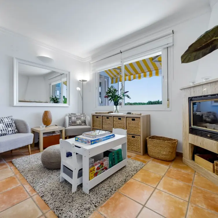 Sale of detached villa in El Chaparral