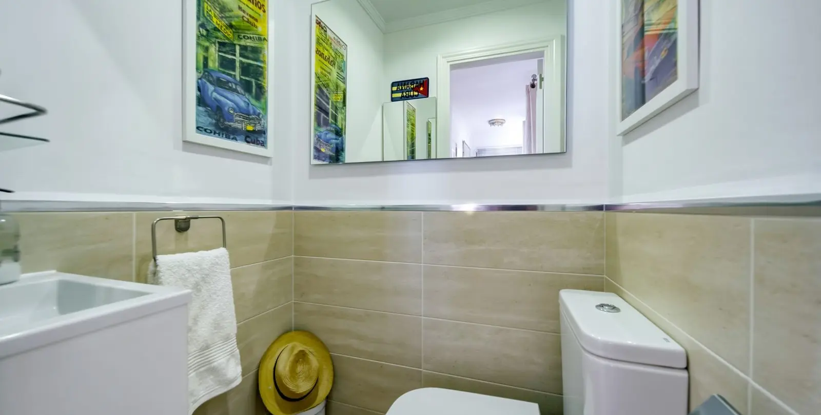 Sale of detached villa in El Chaparral 18