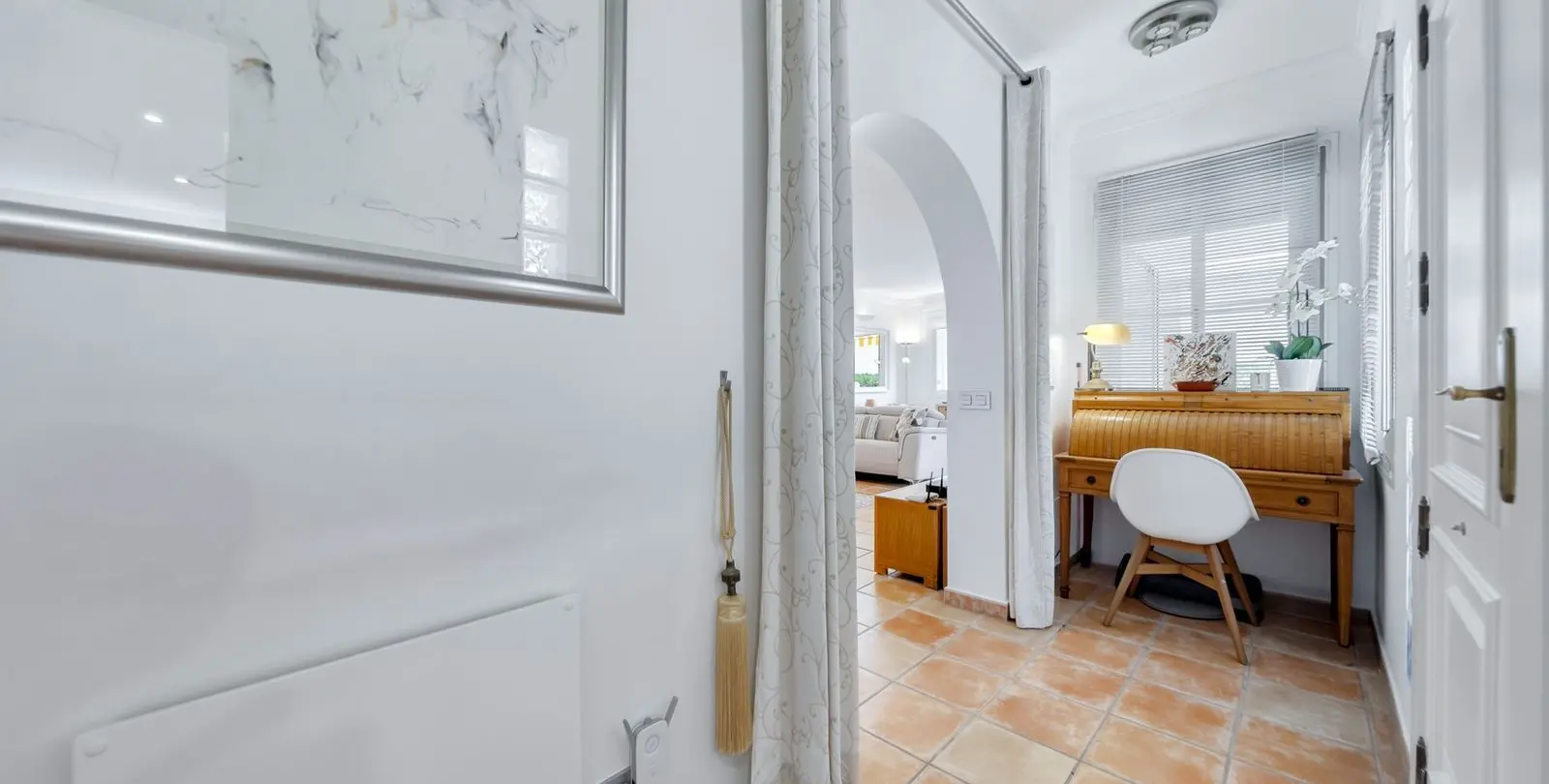 Sale of detached villa in El Chaparral 19