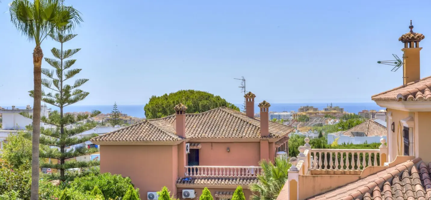 Venta de villa independiente en Marbella 0