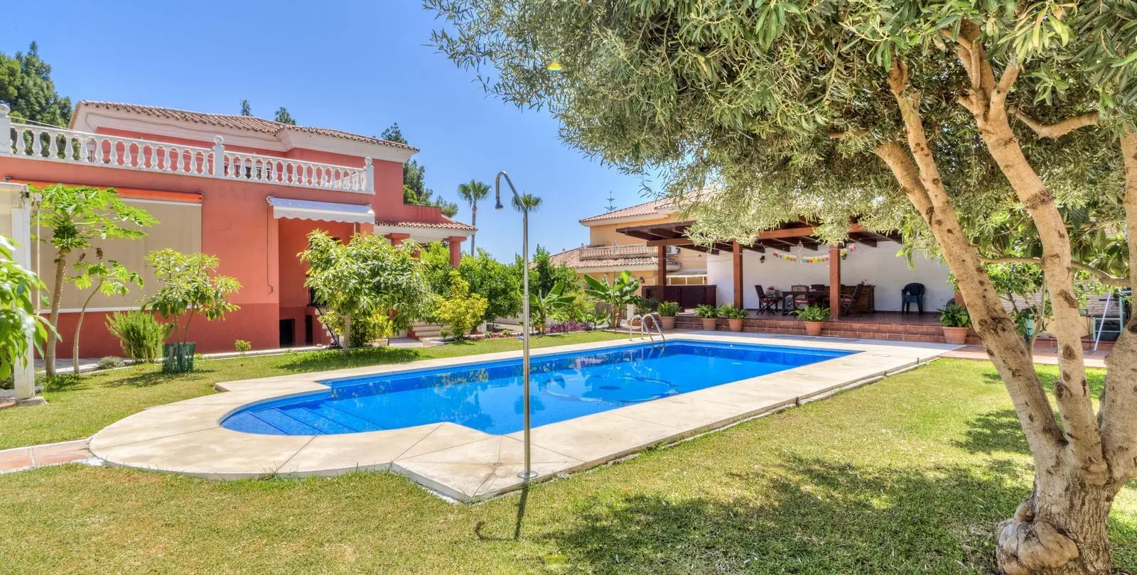 Venta de villa independiente en Marbella 7