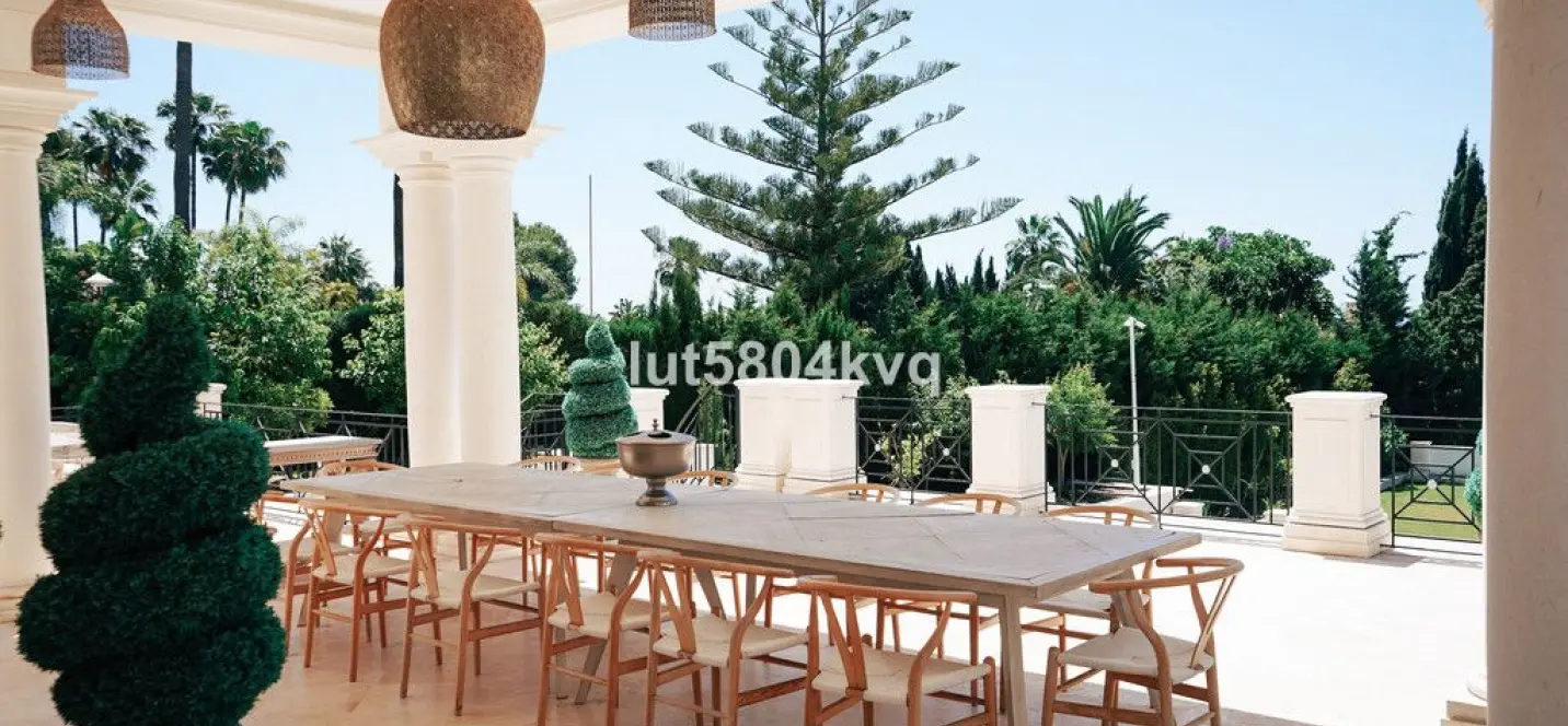 Venta de villa independiente en Sierra Blanca 4