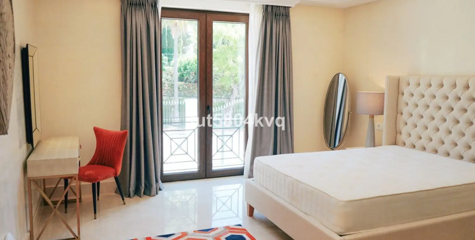 Venta de villa independiente en Sierra Blanca 11