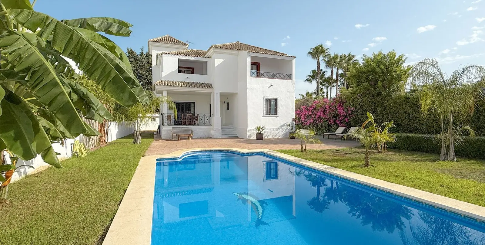 Venta de villa independiente en Guadalmina Baja 1