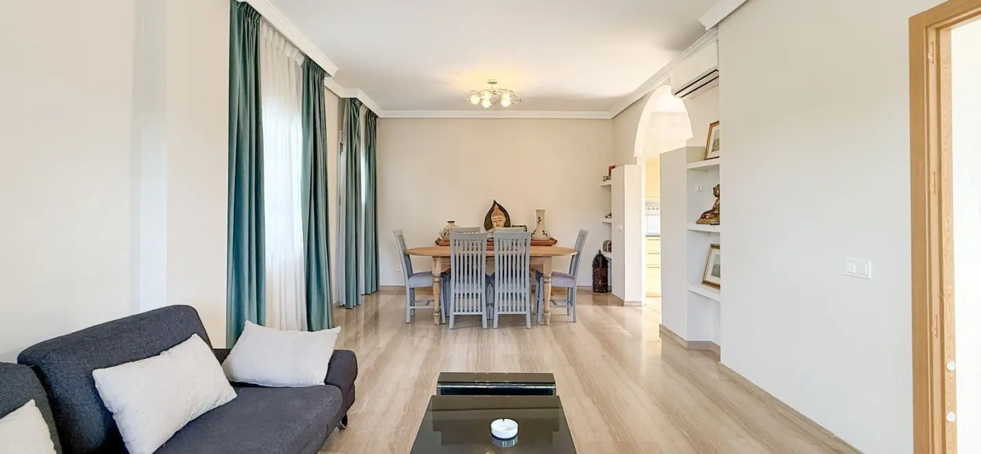 Venta de villa independiente en Guadalmina Baja 3