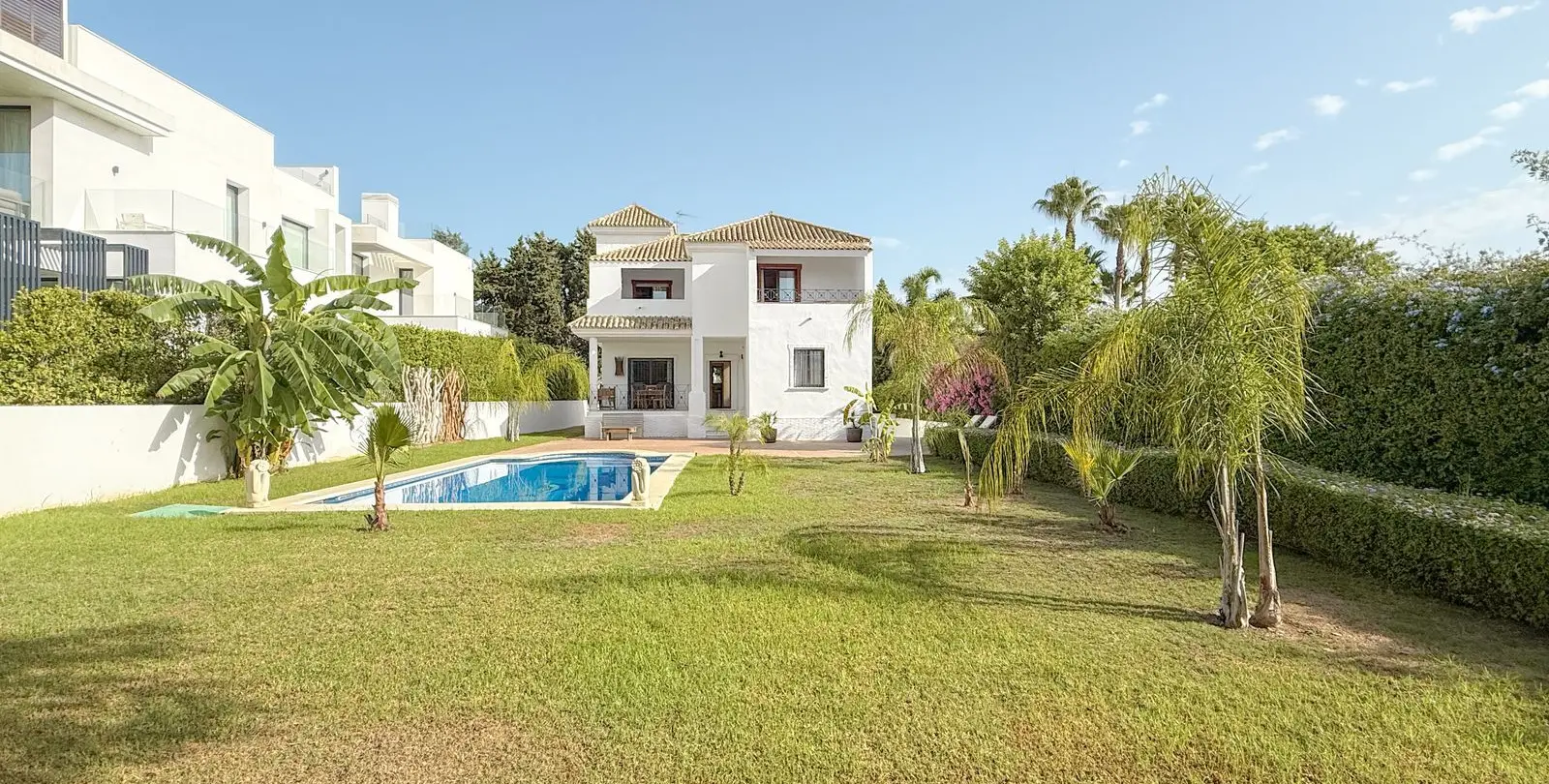 Venta de villa independiente en Guadalmina Baja 37