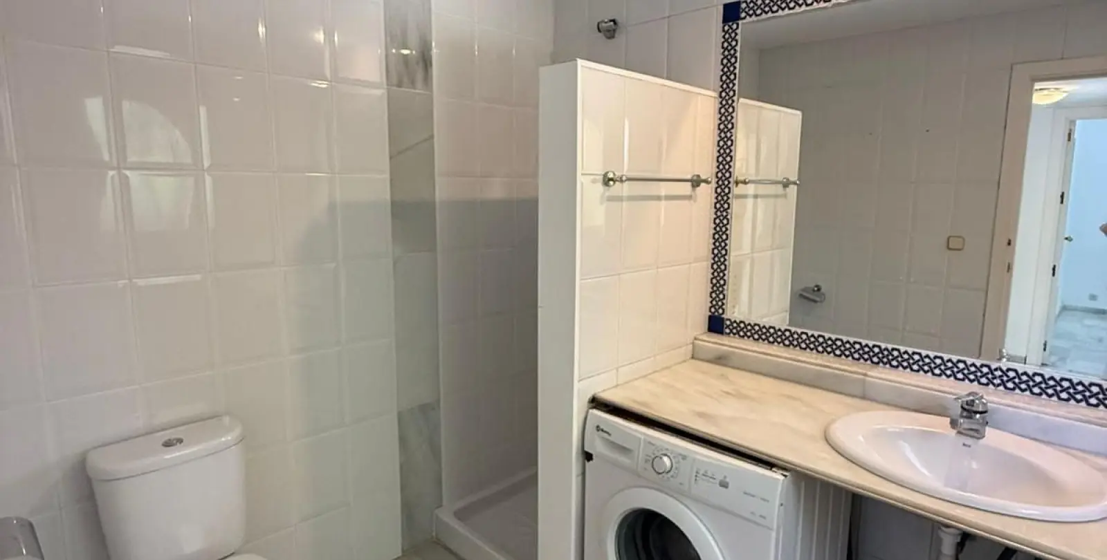 Long-term rent of townhouse in The Golden Mile 8