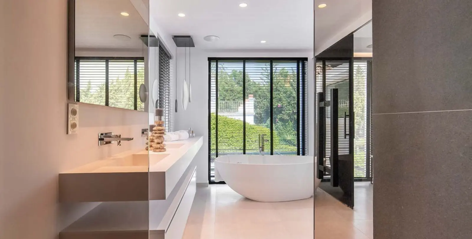 Long-term rent of detached villa in Marbella 8