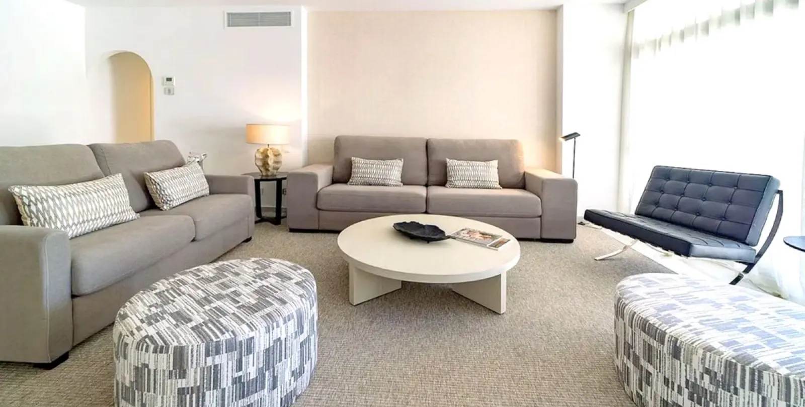 Long-term rent of middle floor apartment in Puerto Banús 1