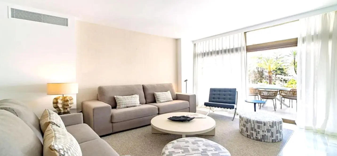 Long-term rent of middle floor apartment in Puerto Banús 1
