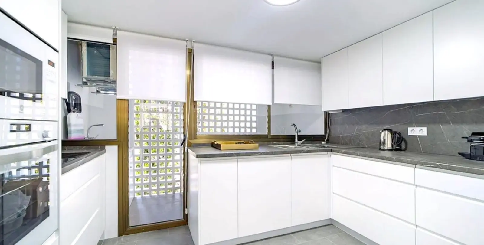 Long-term rent of middle floor apartment in Puerto Banús 5