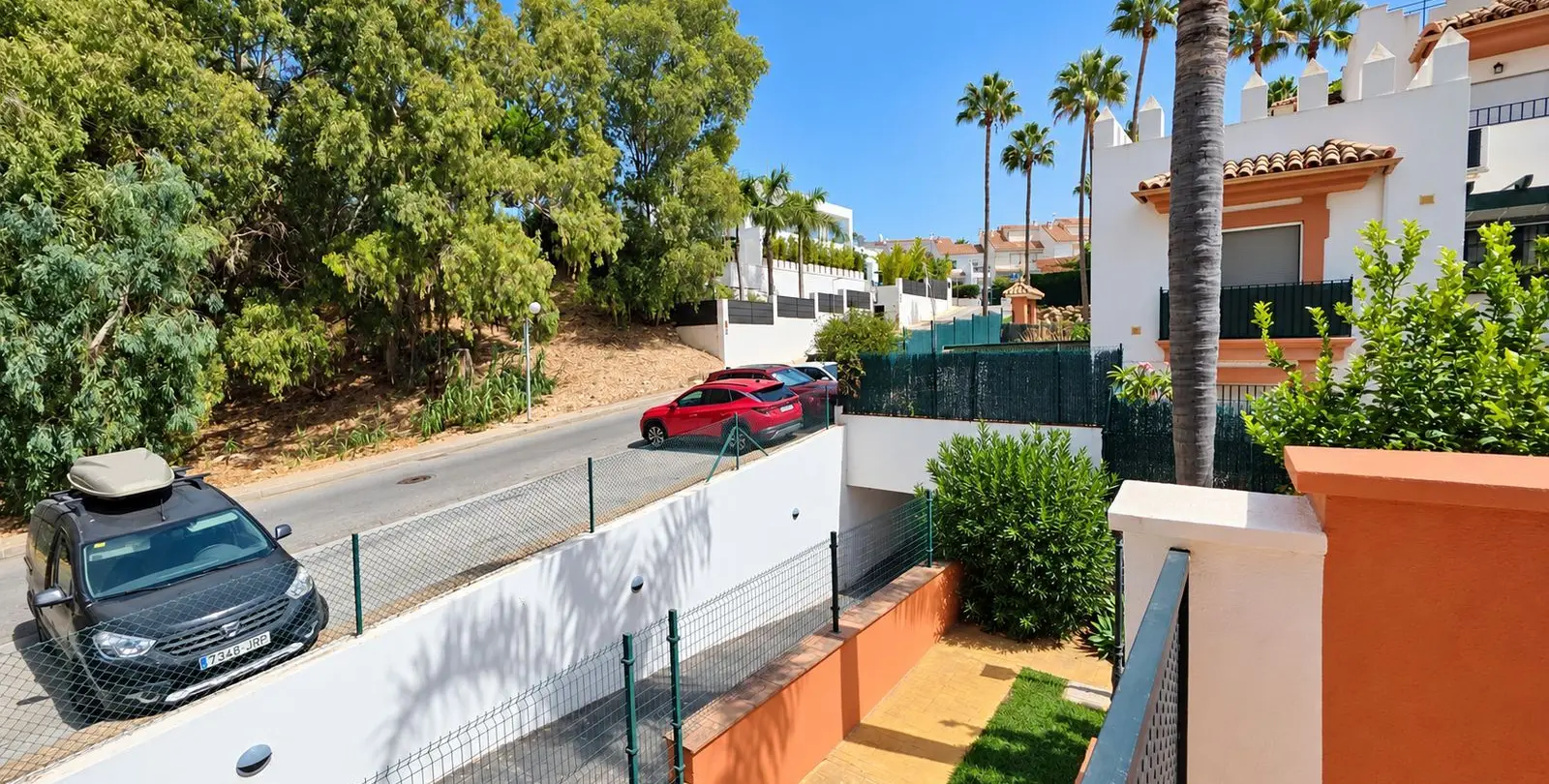 Venta de apartamento en planta media en Estepona 21