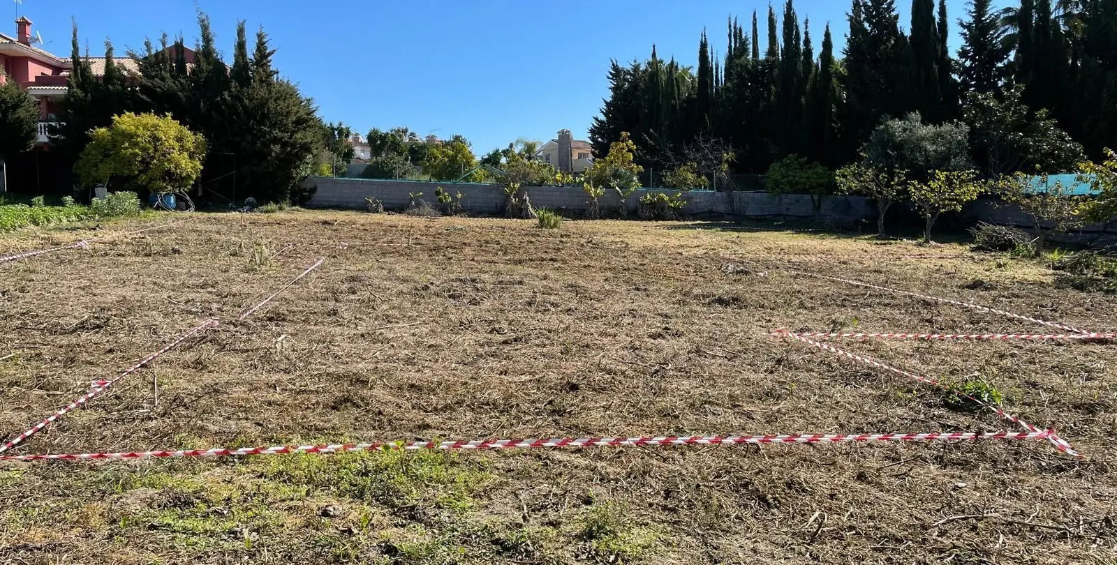 Venta de parcela residencial en New Golden Mile 3