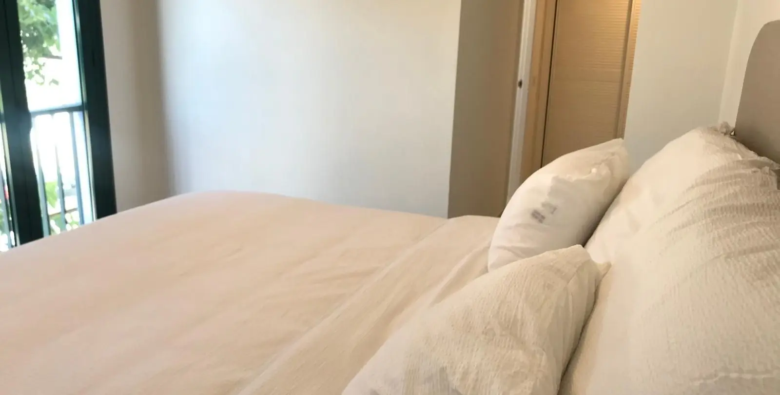 Venta de apartamento en planta media en San Pedro de Alcántara 21