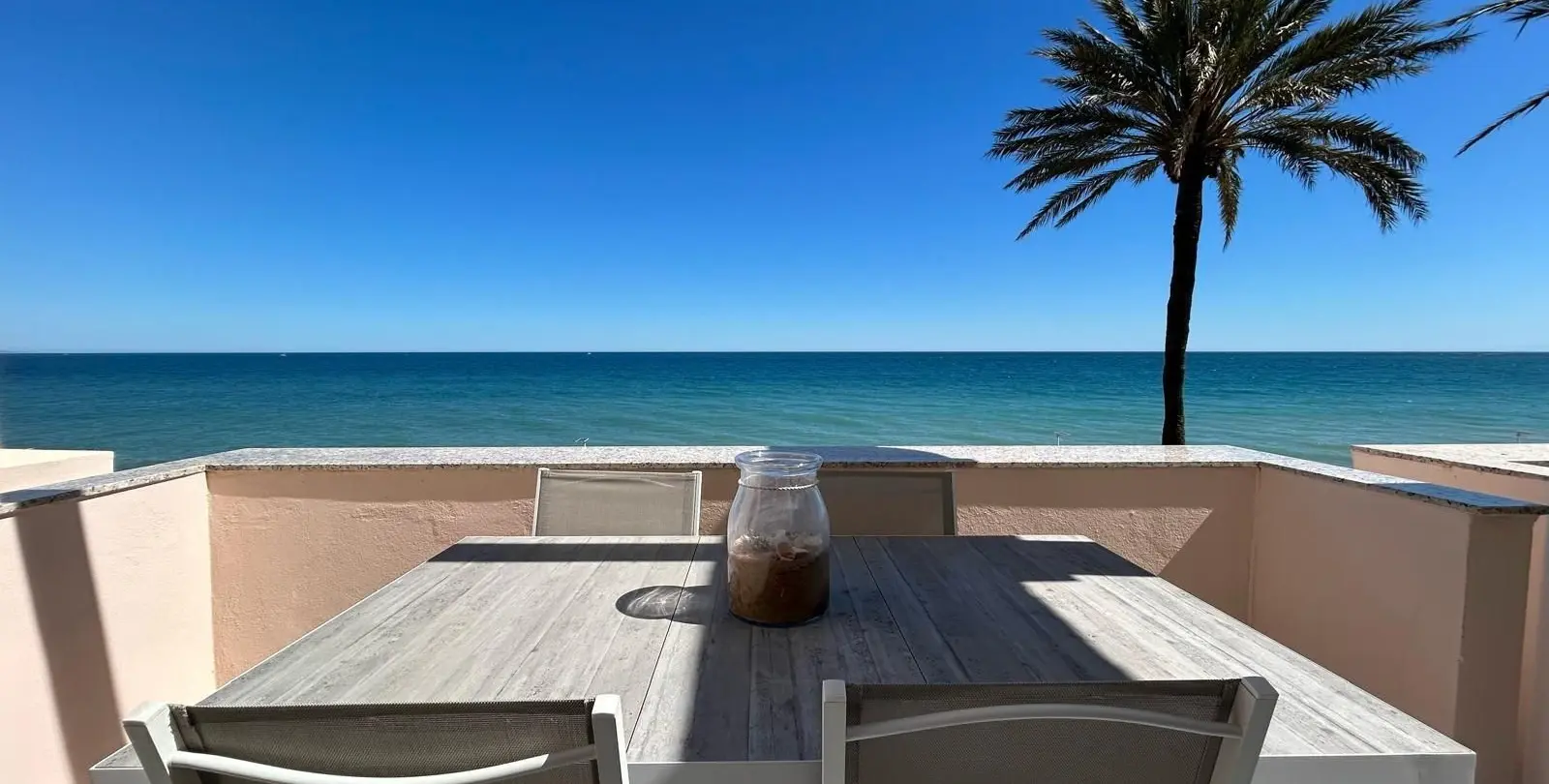 Venta de ático dúplex en Estepona 18
