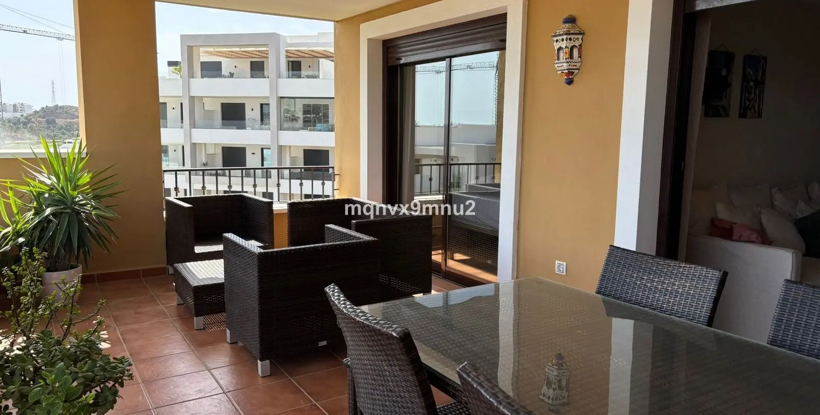 Venta de apartamento en planta media en La Cala de Mijas 5
