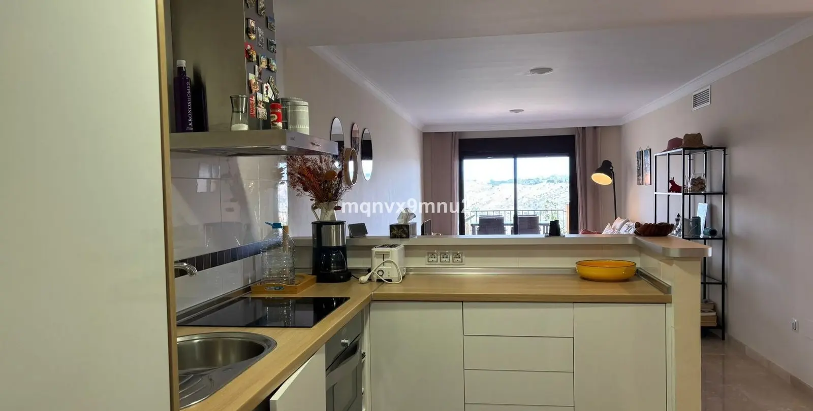 Venta de apartamento en planta media en La Cala de Mijas 12
