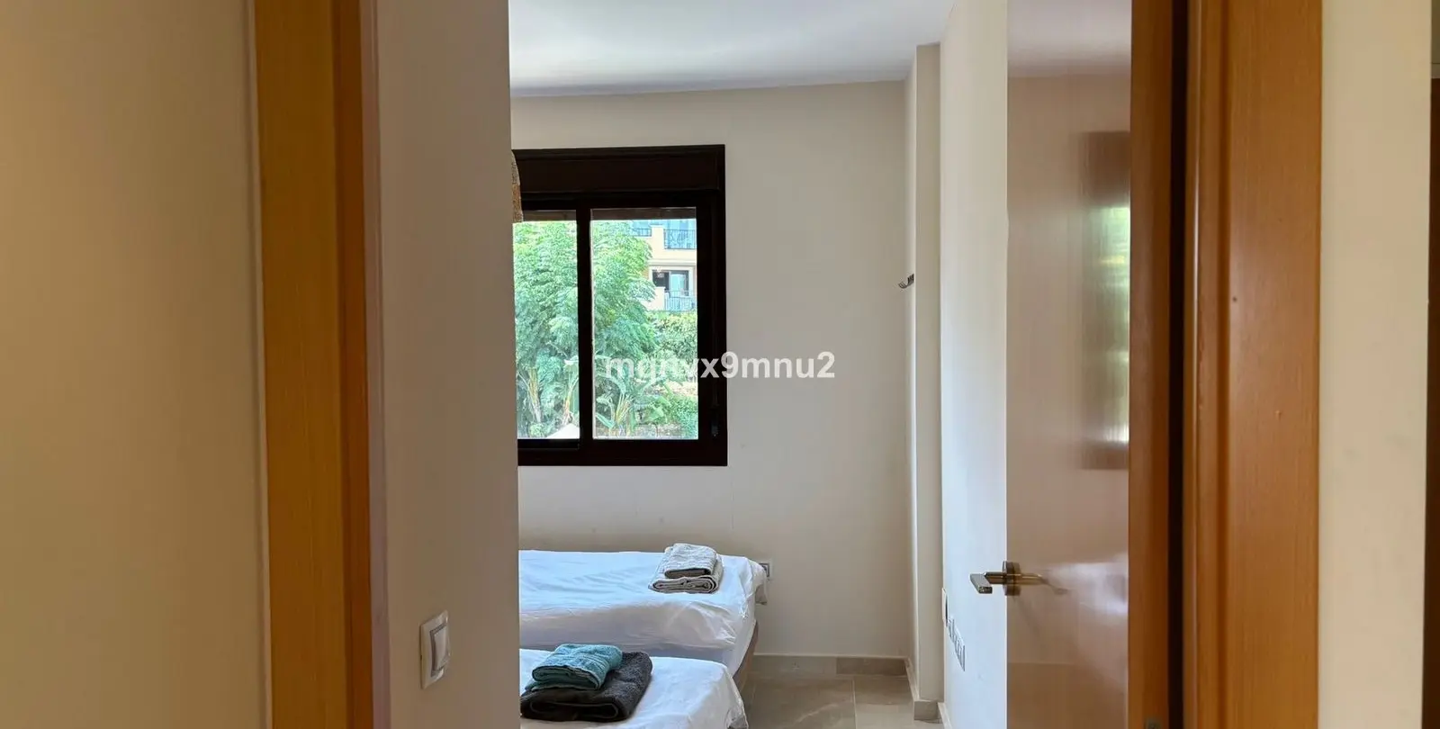 Venta de apartamento en planta media en La Cala de Mijas 35