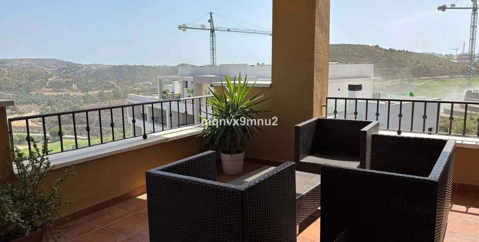 Venta de apartamento en planta media en La Cala de Mijas 36