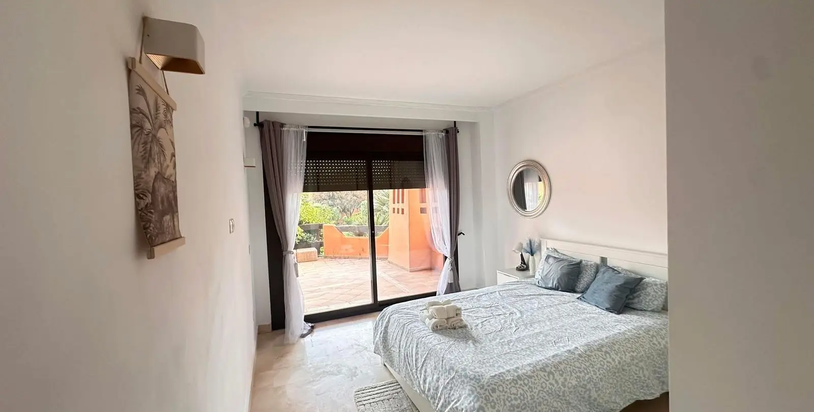 Venta de apartamento en planta baja en Estepona 5
